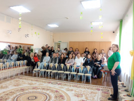 Сегодня в нашем детском саду прошёл «День открытых дверей» для родителей воспитанников детского сада. Сегодня в нашем детском саду прошёл «День открытых дверей» для родителей воспитанников детского сада.